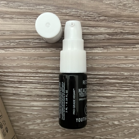 Youth to the People Retinal & Niacinamide Youth Face Serum - Picture 2 of 2